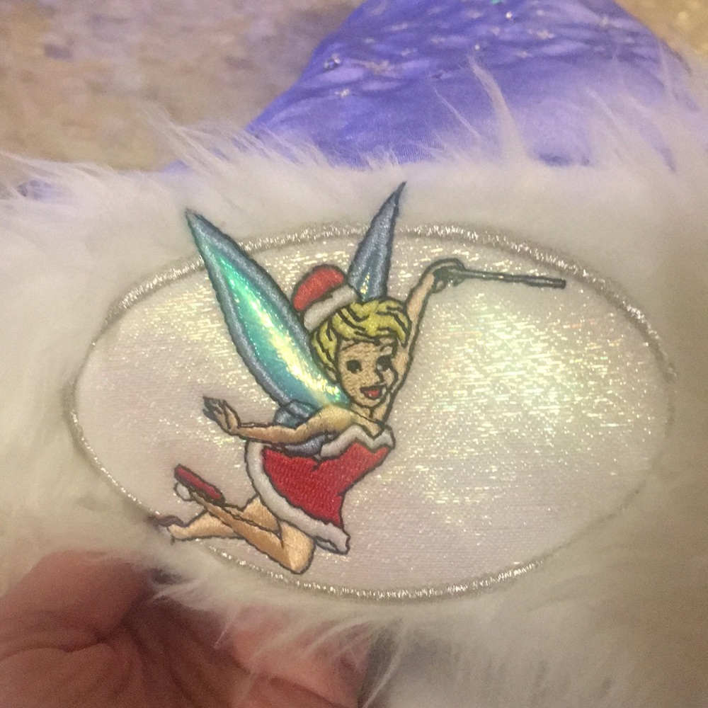 ❤️Tinker Bell Disney World Santa style hat pom pom